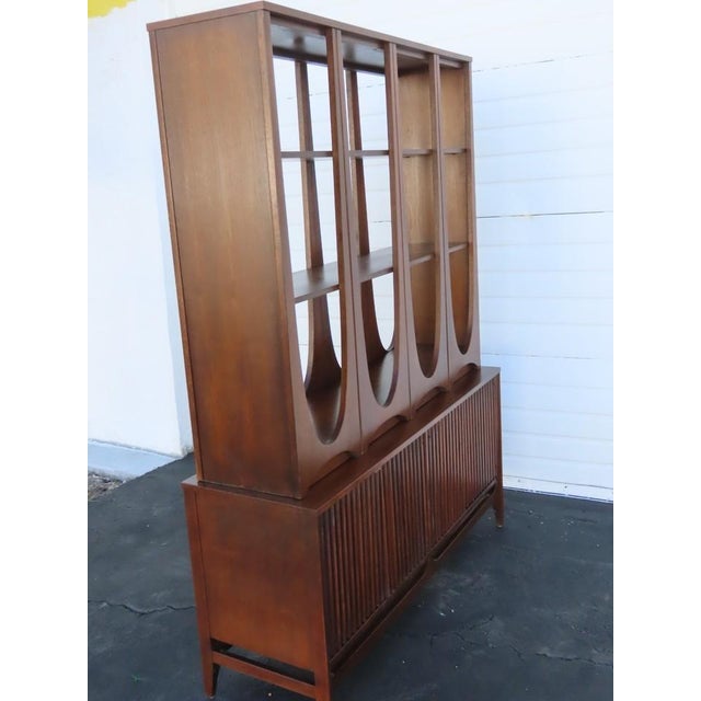 Mid-Century Modern Broyhill Brasilia Two Part Room Divider Wall Unit Shelf 6397 For Sale - Image 3 of 17