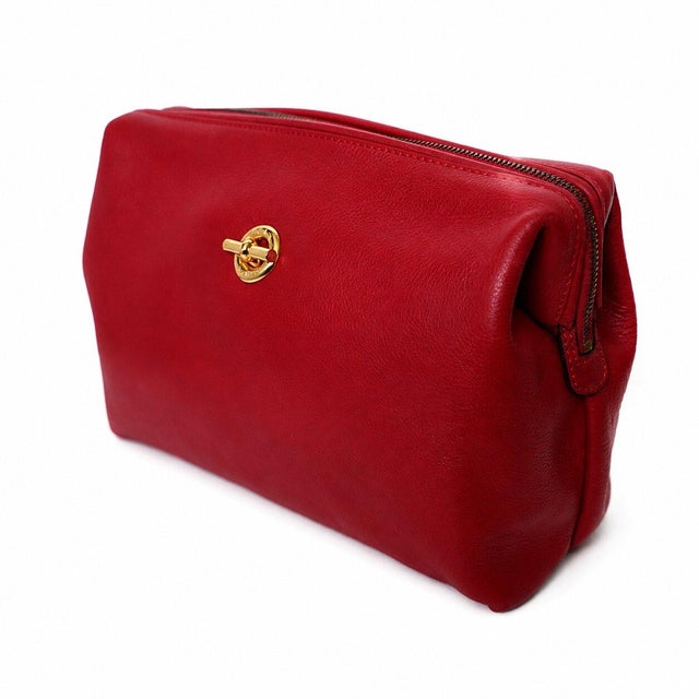 Contemporary Vintage Celine Red Leather Vanity Case / Cosmetic Clutch With Gold Hardware For Sale - Image 3 of 14