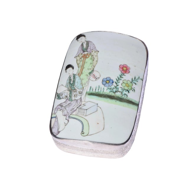 White Late 19th Century Chinese Famille Rose Porcelain Shard Box For Sale - Image 8 of 10