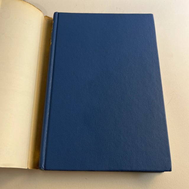 [publisher: Hodder & Stoughton, London] Hardcover Octavo Size [approx 15.5 x 22.8cm]. Very Good condition in Very Good...
