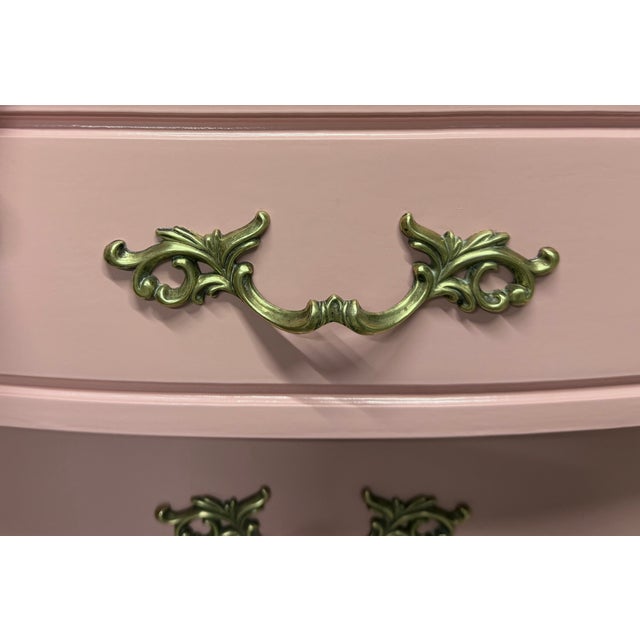 Mid-Century Modern Vintage Serpentine Lowboy by Broyhill Reimagined in Pale Pink For Sale - Image 3 of 6