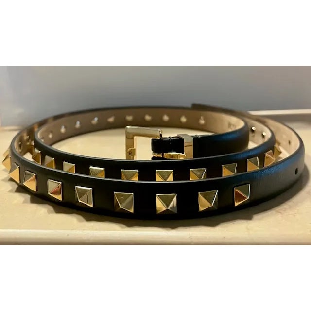 Valentino Rockstud Calfskin Belt, Original Out of Production, Gold-Tone Studs & Buckle, Made in Italy, Brand New For Sale In Chicago - Image 6 of 12