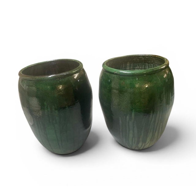 Pair of Vintage Emerald Green Glazed Ceramic Planters For Sale In West Palm - Image 6 of 11