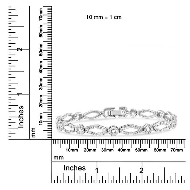 .925 Sterling Silver 1 1/2 Cttw Diamond Studded Alternating Circle and Kite-Shaped Vintage-Style Link Bracelet (I-J Color, I2-I3 Clarity) 7 Inch For Sale In New York - Image 6 of 6