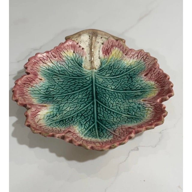 Late 19th Century Antique 19th C. Victorian Majolica Leaf Dishes - Set of 3 For Sale - Image 5 of 12