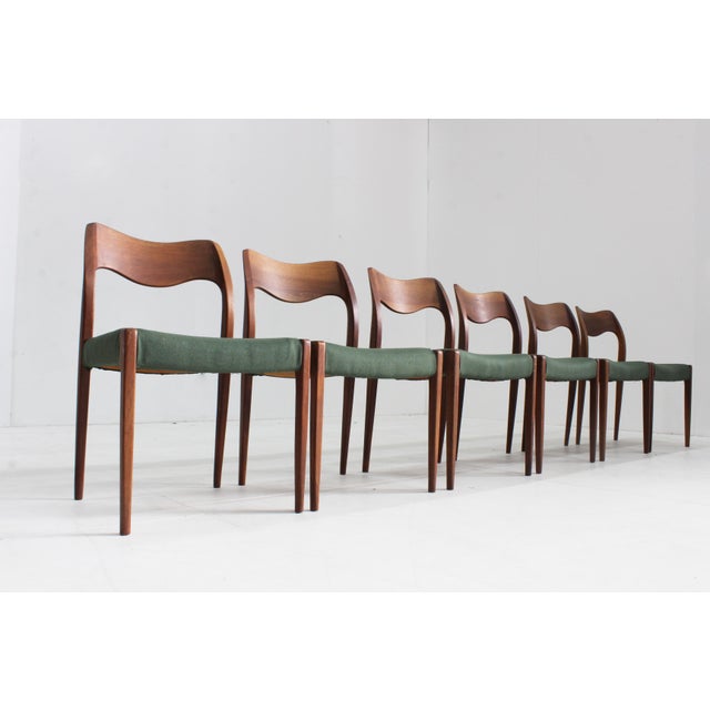 1950s Vintage Danish Model 71 Dining Room Chairs by Niels Moller for J.L. Møllers, 1950s, Set of 6 For Sale - Image 5 of 9