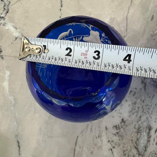 Bohemia Pair of VTG Bohemia Cobalt Blue Swans Artist Etched Crystal Vase Rose Bowls 4" For Sale - Image 4 of 8