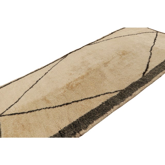 Rug & Kilim Vintage Mid-Century Geometric Beige-Brown Moroccan Wool Rug For Sale - Image 4 of 7