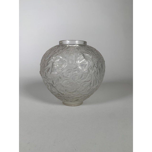 Early 20th Century René Lalique (1860-1940) Vase, "Milk" Model, Glass, 1920, Art Nouveau For Sale - Image 5 of 10