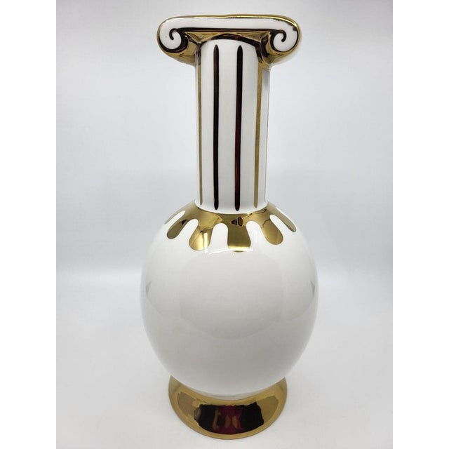 The carafe or vase by renowned French designer Vincent Darré is a veritable work of art, evoking the enchantment of a...