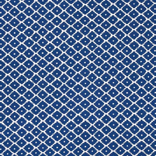 Sample - Schumacher Ziggurat Fabric in Blue For Sale