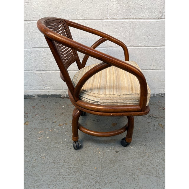 Mid 20th Century Set of Four Wicker and Rattan Dining Chairs by Clark Casual Furniture Inc For Sale - Image 9 of 12
