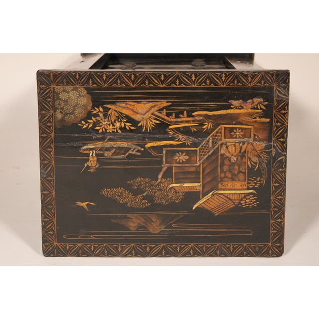 George II Style Chinoiserie Decorated End Table For Sale - Image 4 of 9