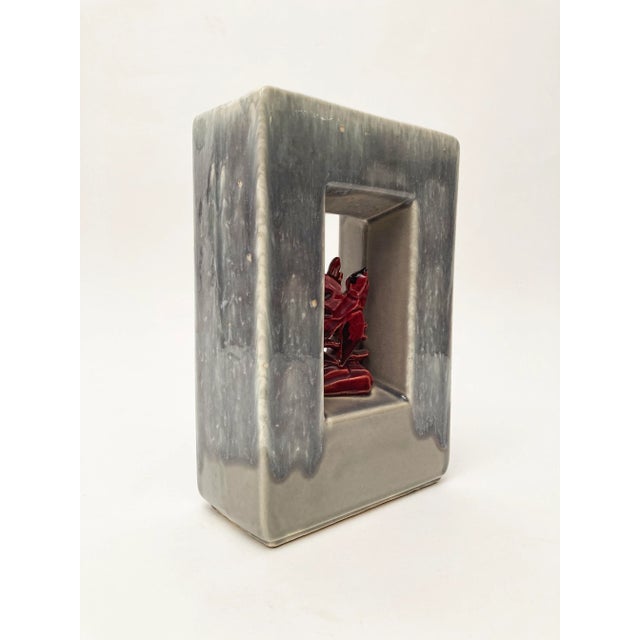 1950s Vintage McCoy Arcature Vase With Red Bird on Limb For Sale - Image 9 of 12