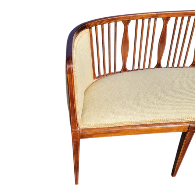 1920s Edwardian English Window Bench Refinished Upholstered Seat For Sale - Image 17 of 18