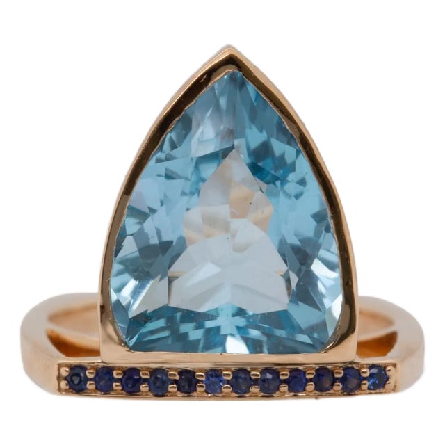 9.5ct Swiss Topaz Ring With Sapphire Accents: Solid 14k Gold, Trillion , Size 6.75 For Sale