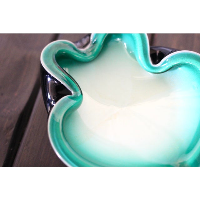 Mid-Century Modern MCM Barbini Murano Biomorphic Green, Black, and White Catchall or Ashtray For Sale - Image 3 of 11