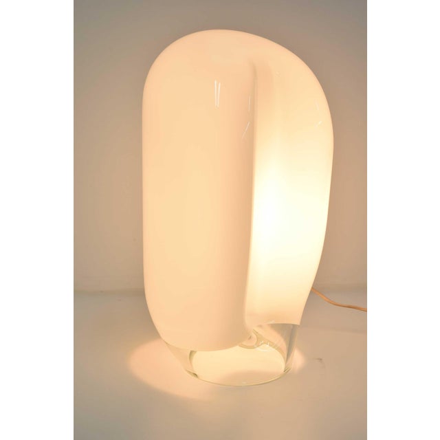 1970s Vistosi Large Balloon Form White Glass Table Lamp For Sale - Image 9 of 9