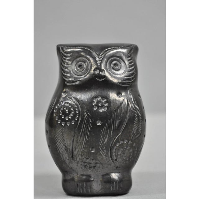 Late 20th Century Dona Rosa Barro Negro Black Pottery Carved Owl Figurine For Sale - Image 10 of 10
