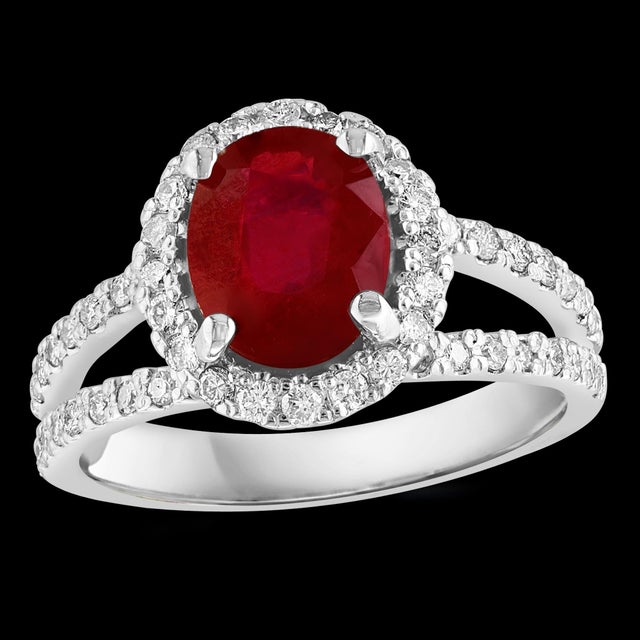 2.5 Carat Oval Treated Ruby & 2 ct Diamond Ring 14 Karat White Gold Size 7.25 For Sale - Image 14 of 18