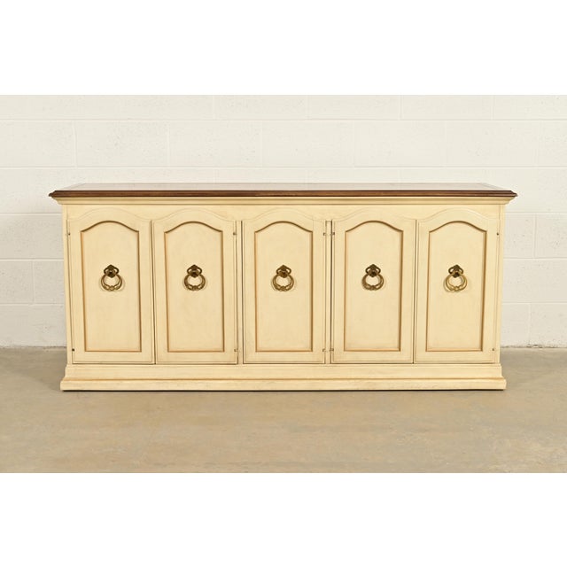 Drexel French Provincial Louis XV Cream Lacquered Sideboard Credenza, 1960s For Sale - Image 12 of 12