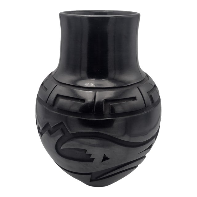 Signed Sherry Tafoya Santa Clara Pueblo Monumental Carved Blackware Avanyu Vase For Sale