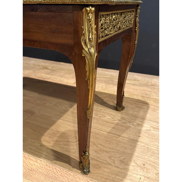 Early 20th Century Antique French Gilt Bronze Mounted Louis Xv–xvi Transitional Low Table For Sale - Image 5 of 7