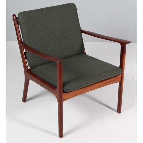 PJ112 Lounge Chairs in Mahogany & Green Wool from Ole Wanscher, 1960s For Sale - Image 3 of 7