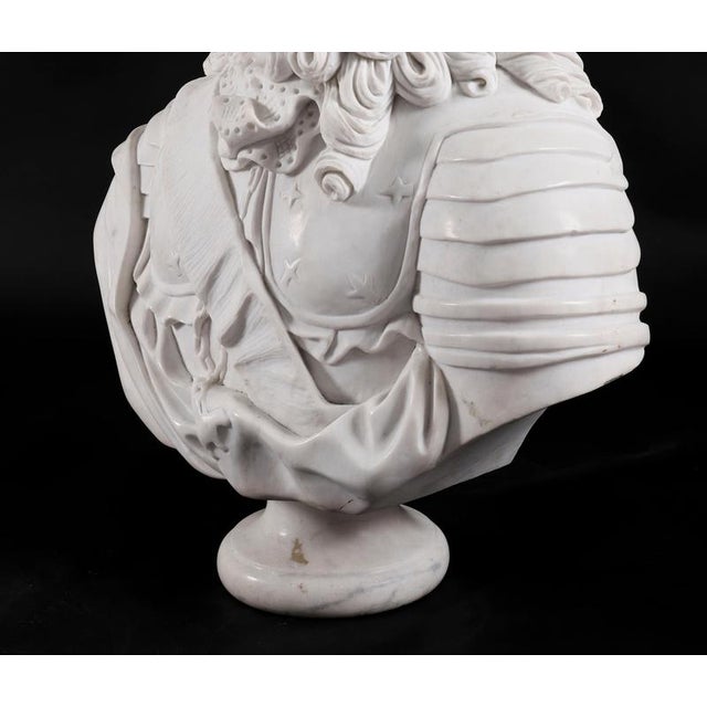 Antique 20th Century Italian Marble Bust of a Nobleman in Armour For Sale - Image 11 of 18