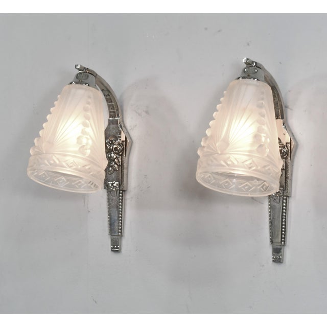 Charles Schneider Schneider Pair of French Art Deco Floral Nickel Bronze Wall Sconces - 1930s For Sale - Image 4 of 8