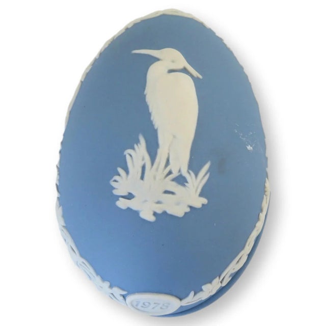 1970s Wedgwood Jasperware Egg W/ Bird For Sale In Los Angeles - Image 6 of 6