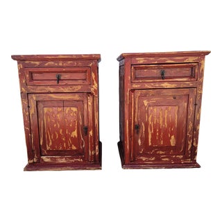 1980s Rustic Traditional Pine Nightstands - Set of 2 For Sale
