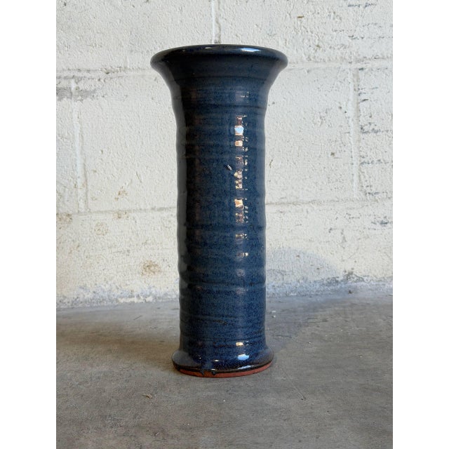 Cylinder Umbrella Vase Mottled Blue Studio Pottery Ribbed Tall Mid 20th Century For Sale - Image 10 of 10