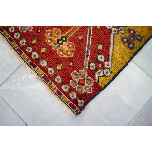 Sumac Weave Petite Rug. Small Turkish Kilim Chic Area Rug - 1'5" X 3'4" For Sale - Image 6 of 7