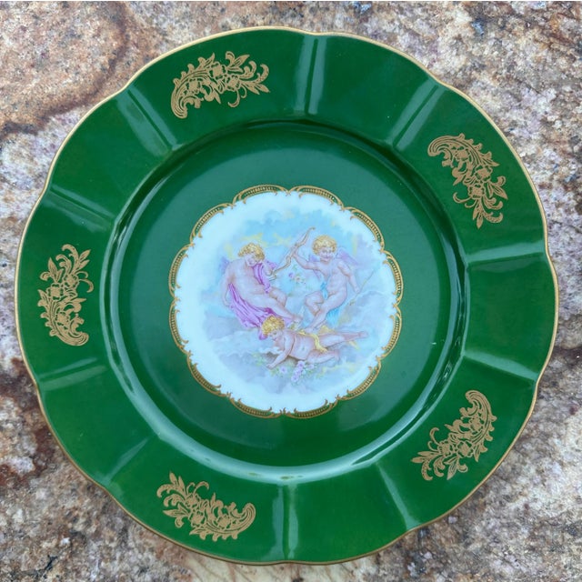 French Vintage Set of 8 French Hand Painted Cherubs Gold Gilt Green Porcelain Dinner Plates For Sale - Image 3 of 12