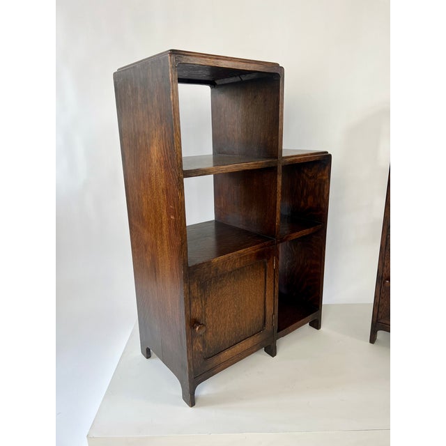 English Modernist Art Deco Bookcases in Oak, 1920s, Set of 2 For Sale - Image 18 of 18