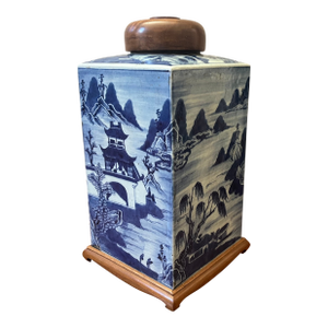 Large Antique Early 19th Century Chinese Export Porcelain Canton Blue and White Rectangular Tea Canister Caddy Vase
