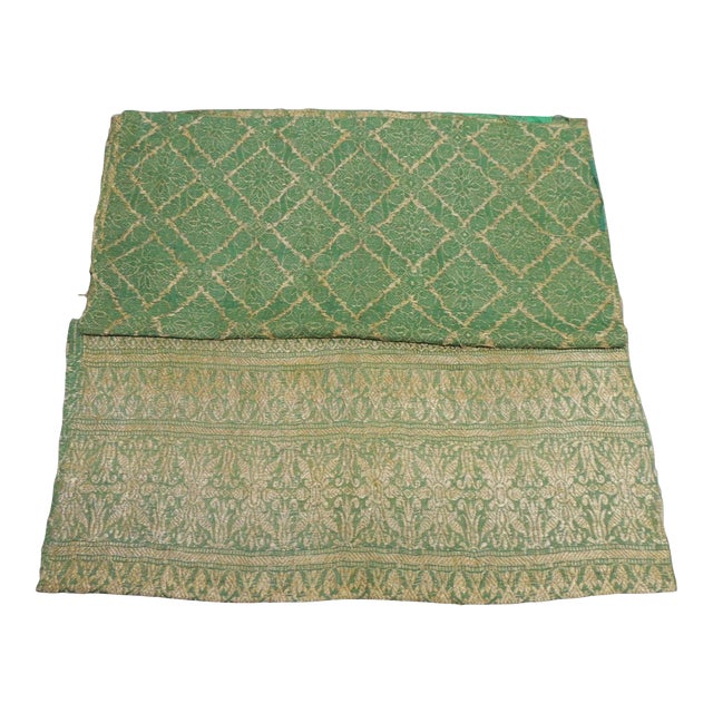 Antique Kelly Green and Gold Woven Silk Saree With Gold Metallic Threads Textile Fragments - Set of For Sale