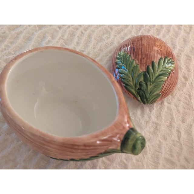 "Set of 8 Vietri Italy Faux Bois Coconut Lidded Boxes, Fern Leaf, Palm Beach" For Sale - Image 4 of 11