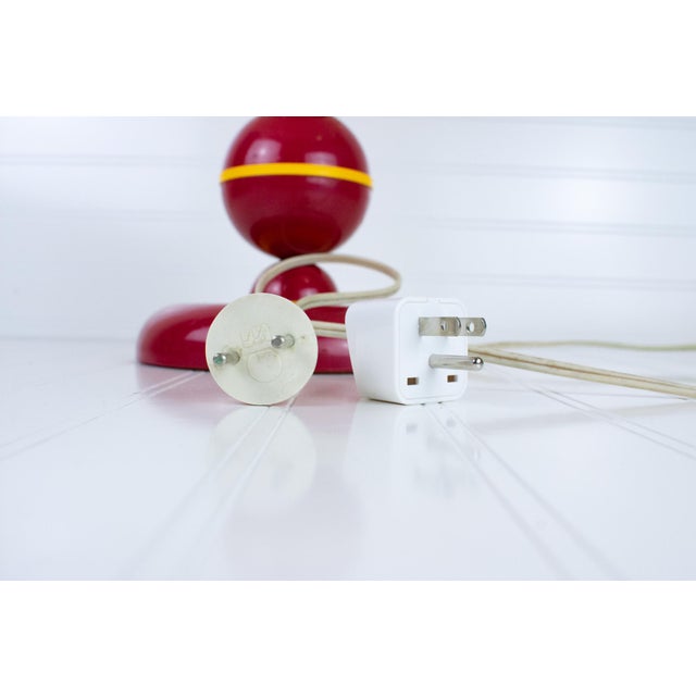 Vintage Post Modern Hard Moulded Table Lamp With Shade For Sale In Minneapolis - Image 6 of 12