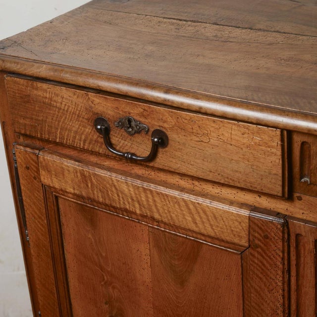 Late 18th Century Walnut Sideboard For Sale - Image 16 of 18