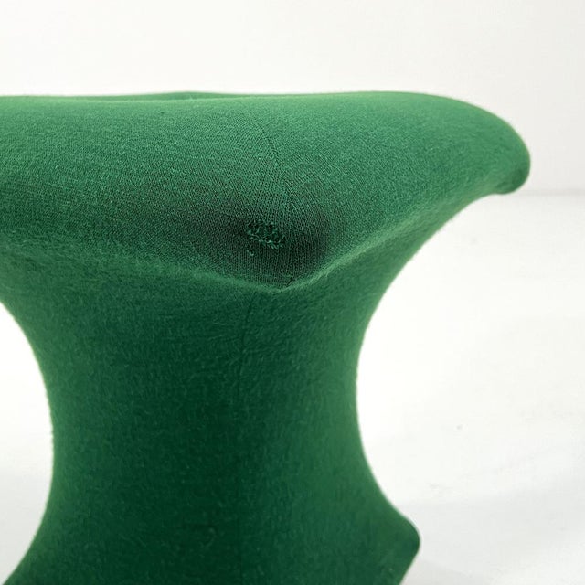 Swivel Tulip Stool by Eero Saarinen for Knoll, 1960s For Sale - Image 4 of 10