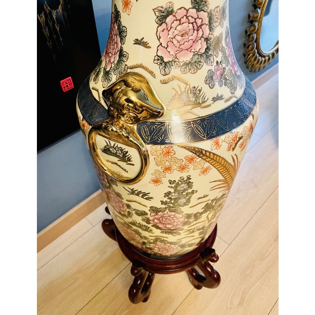 1970s Vase with Gold Lion Ring by Chung Ah Porcelain Company, 1974 For Sale - Image 5 of 18