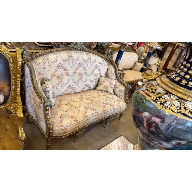 1960s French Louis XVI Style Settee Floral Tapestry Loveseat Carved Giltwood Canapa For Sale In Orlando - Image 6 of 6