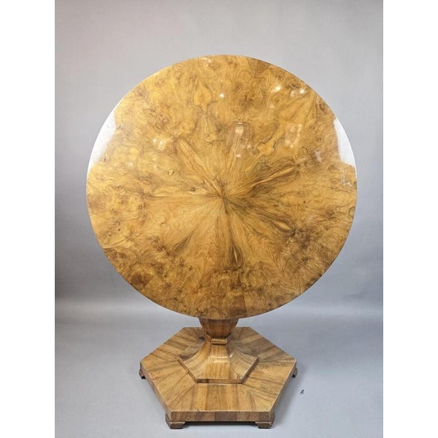 15th Century & Earlier Biedermeier Pedestal Table with Folding Top in Burr Walnut, 19th Century For Sale - Image 5 of 10