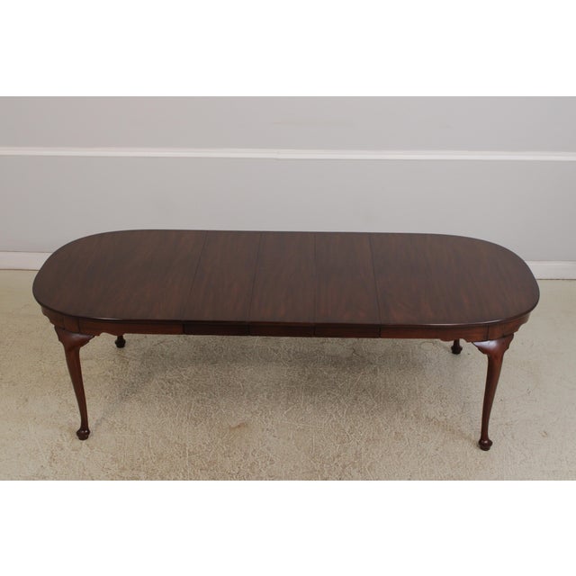 Henkel Harris Queen Anne Mahogany Dining Room Table For Sale - Image 10 of 13