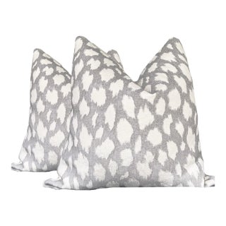 Gray and White Kravet Linen Pillows - A Pair For Sale