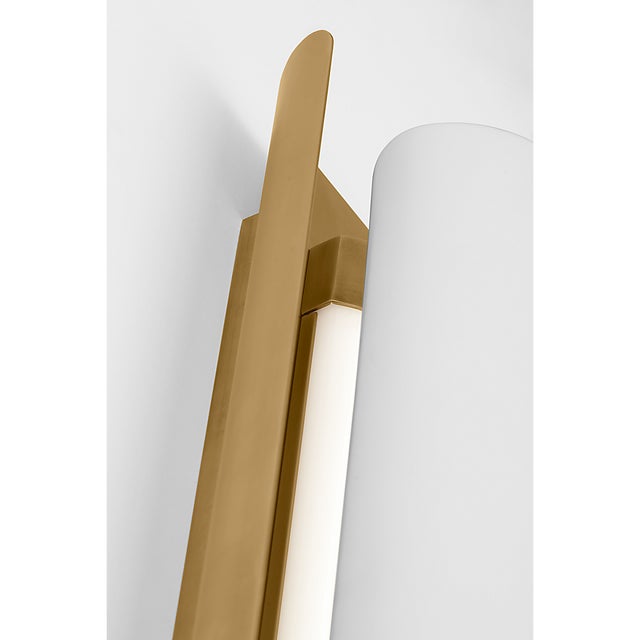 Visual Comfort Windsor Smith for Visual Comfort Signature Penumbra 21" Sconce in Hand-Rubbed Antique Brass and White For Sale - Image 4 of 7
