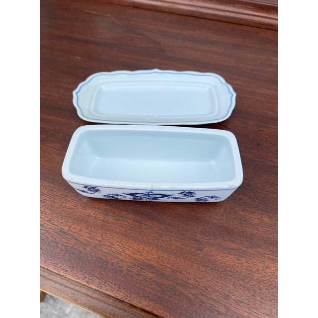 English 1970s Blue Danube Butter Dish For Sale - Image 3 of 3