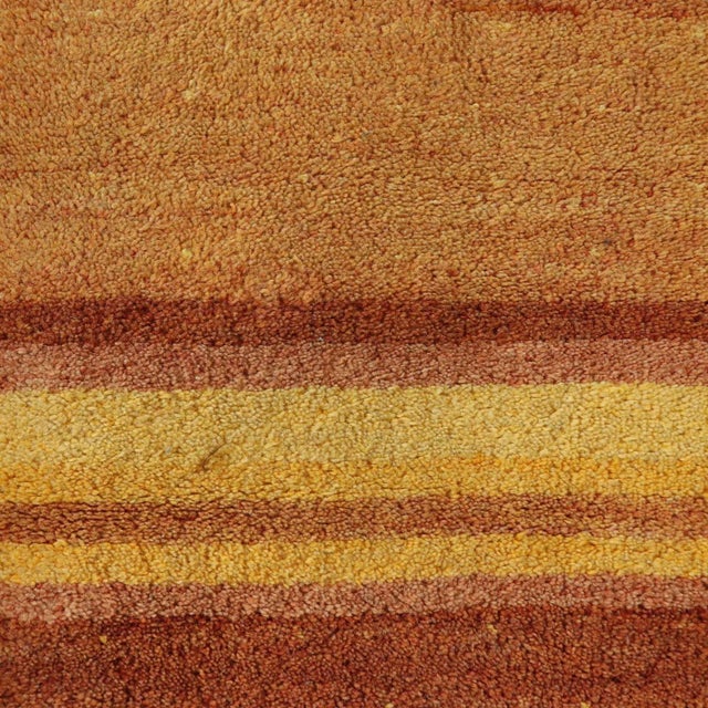 Vintage Asian Rug in Wool For Sale - Image 4 of 11